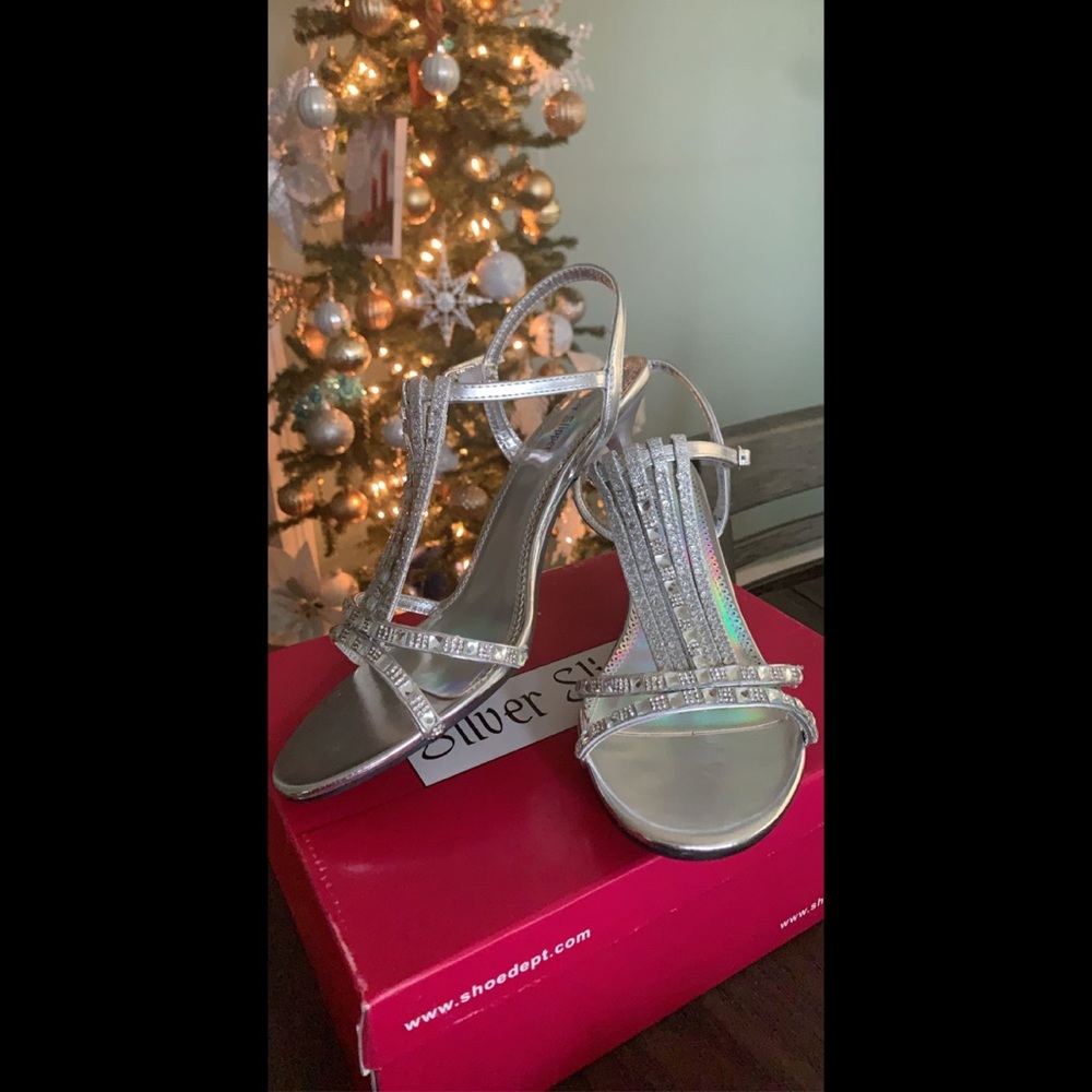Silver slippers